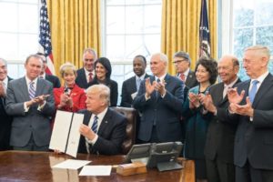 Donald_Trump_Cabinet_meeting_2017-03-13_02-300x200.jpg