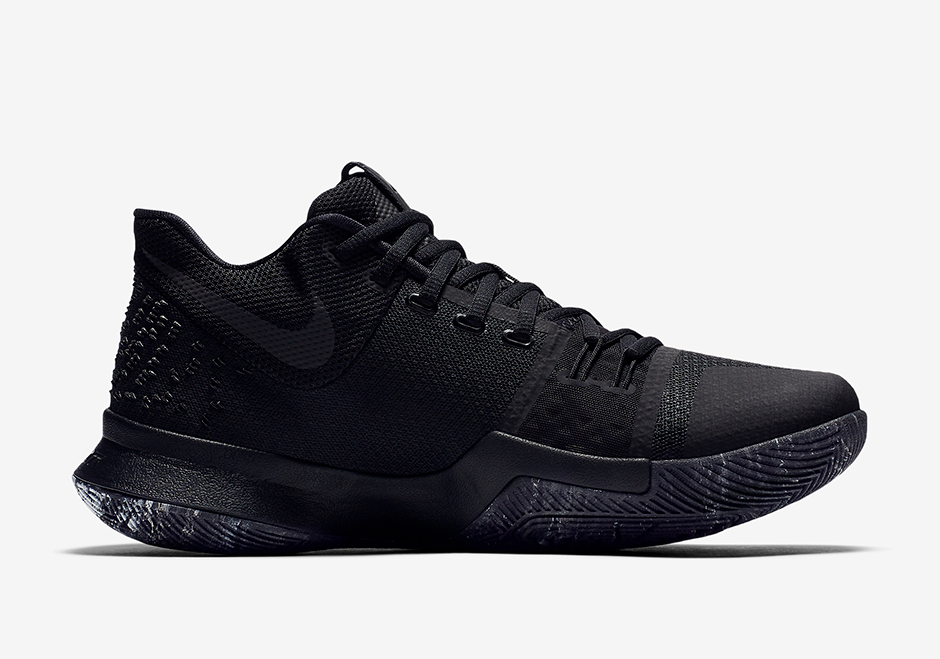 nike-kyrie-3-triple-black-852396-005-2.jpg