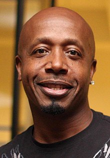 220px-MC_Hammer_%28cropped%29.jpg