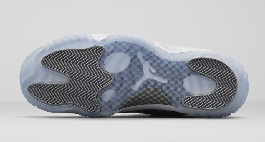 Air-Jordan-11-XI-Low-Cool-Grey-528895-003-Outsole.jpg