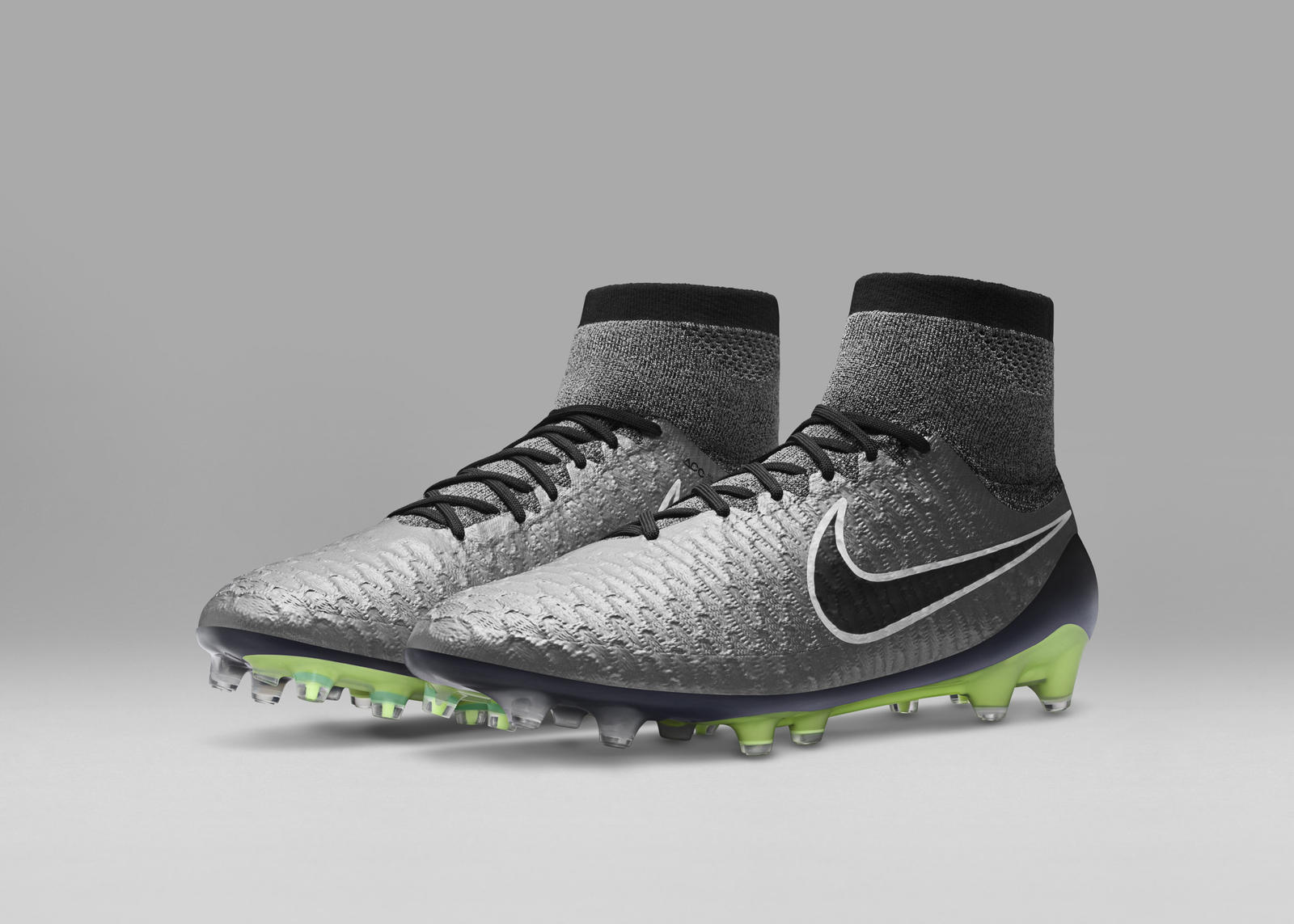 Nike_Football_LIQUID_CHROME_MAGISTA_OBRA_FG_641322_010_E_rectangle_1600.jpg