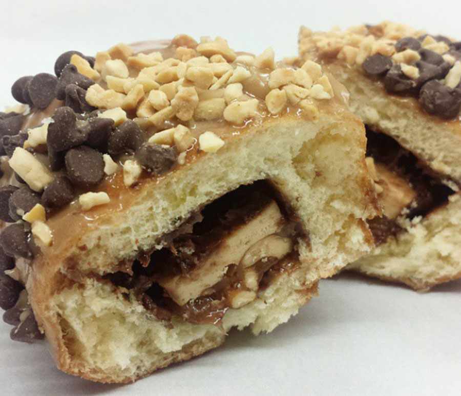 snickers-inside-a-donut.jpg