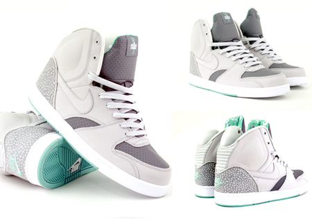 small-nike-rt1-neutral-grey-green-mist-cool-grey-1.jpg