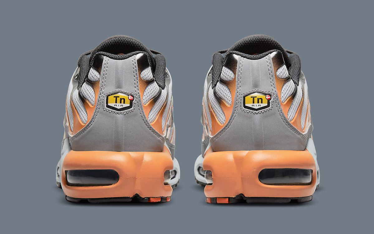 nike-air-max-plus-grey-black-orange-dm0032-001-5.jpg