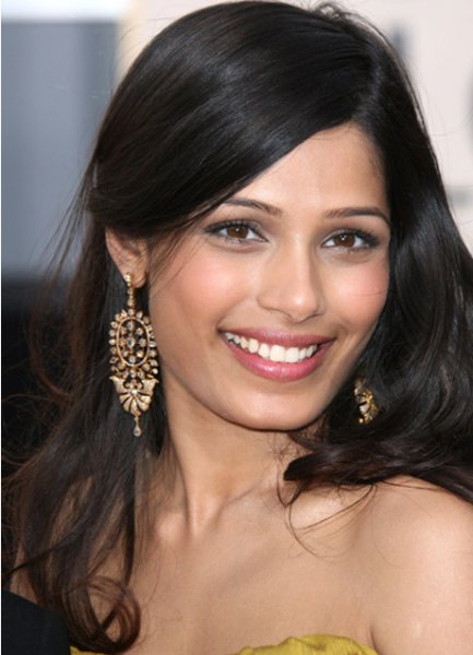 Freida+Pinto+1.jpg