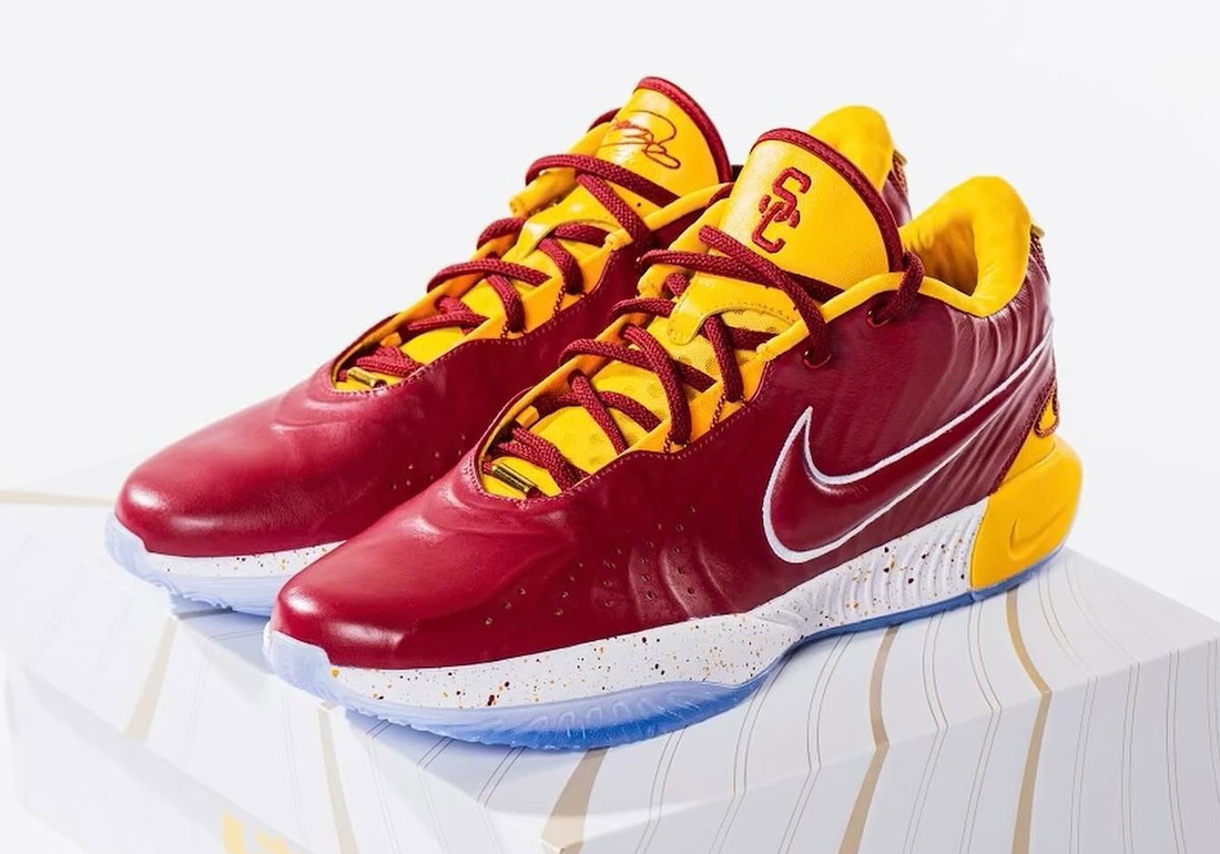 Nike-LeBron-21-USC-Trojans-PE-1.jpg