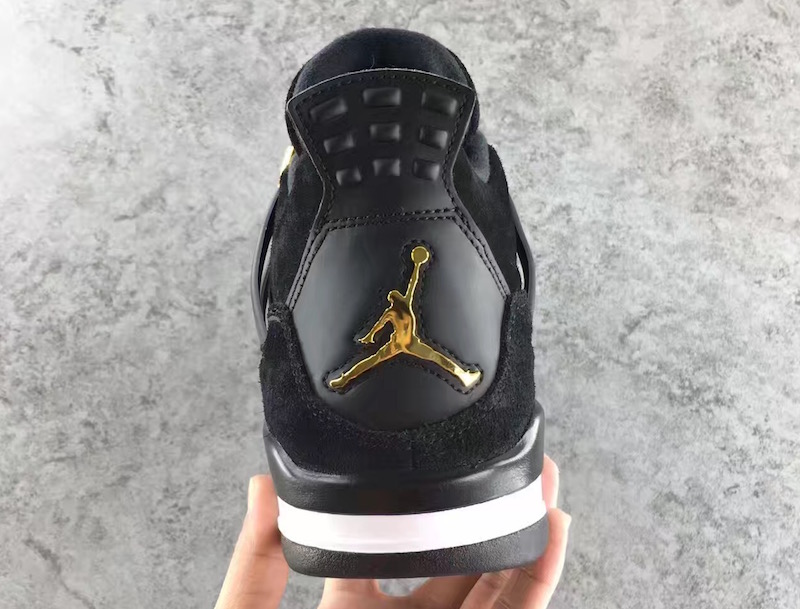 air-jordan-4-retro-royalty-7.jpg