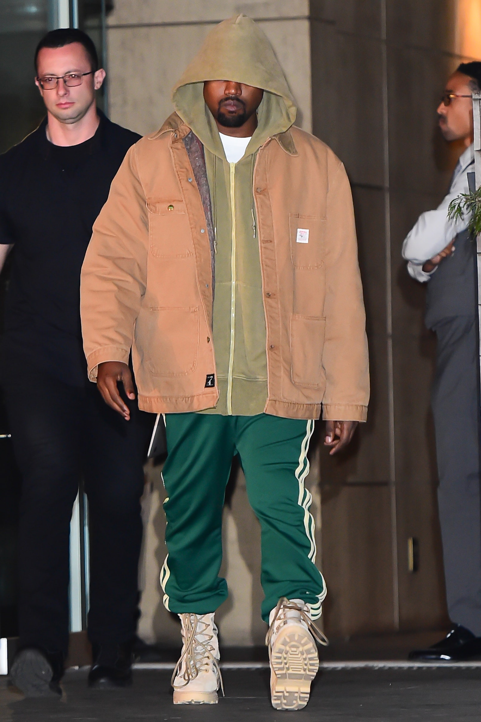 Kanye-West-Style-2016-10-04-16.jpg