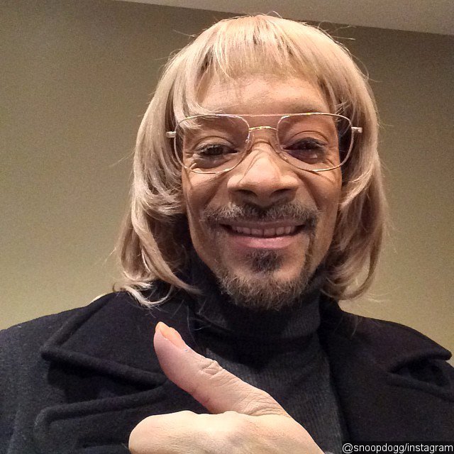 snoop-dogg-transforms-into-white-guy.jpg