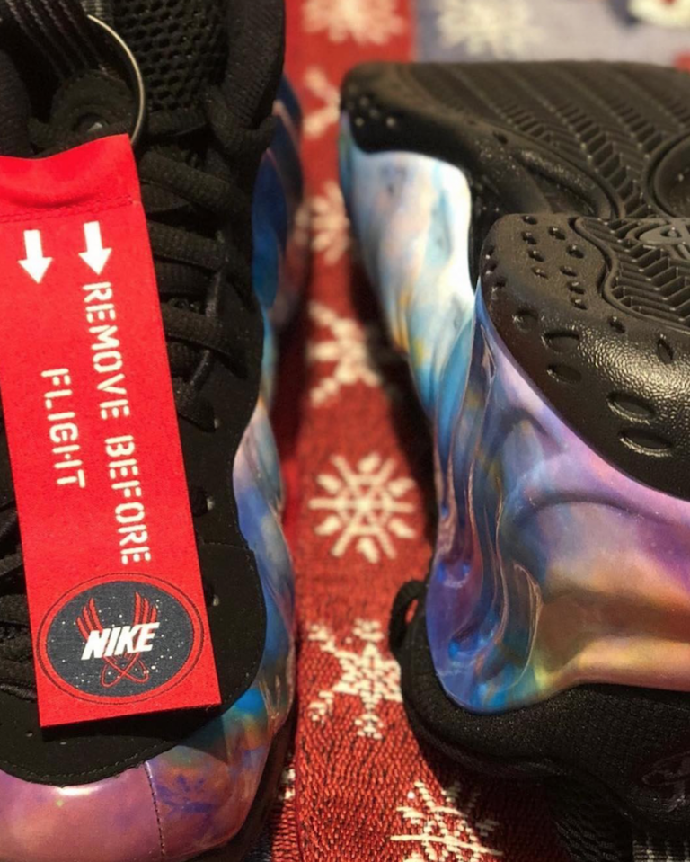 nike-air-foamposite-one-alternate-galaxy-ar3771-800-768x959.png