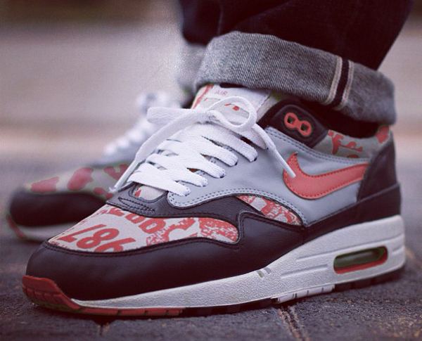 nike-air-max-1-newspaper-mikee_polo.jpg