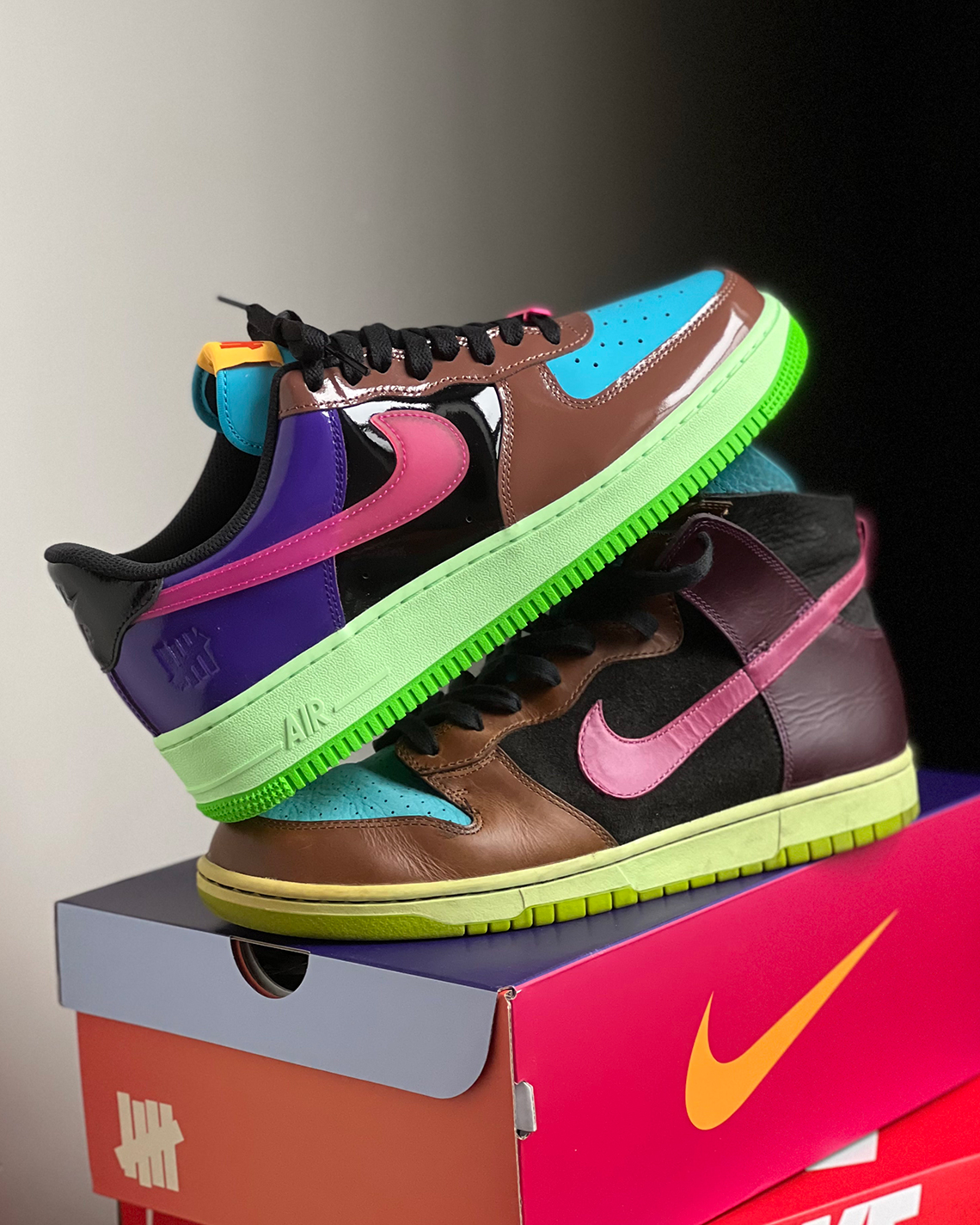 undefeated-af1-dunk-clerks-comparison-1.jpg