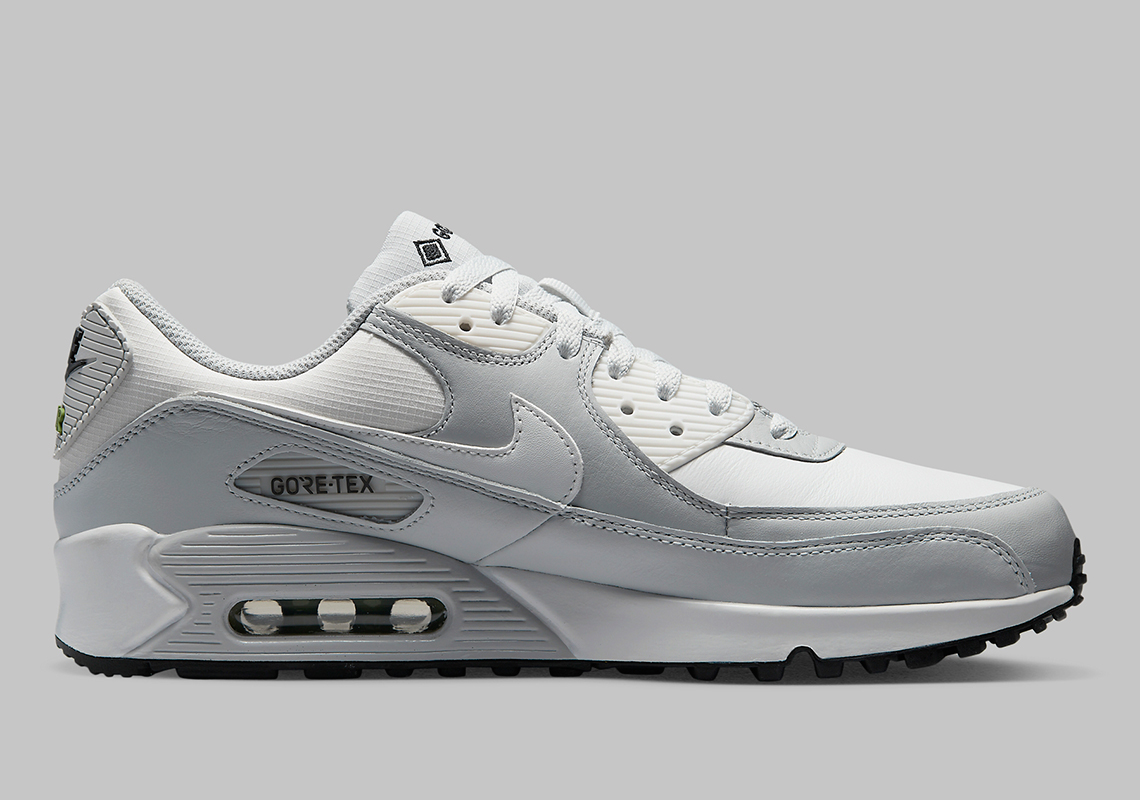 nike-air-max-90-gore-tex-photon-dust-summit-white-grey-fog-DJ9779-003-7.jpg