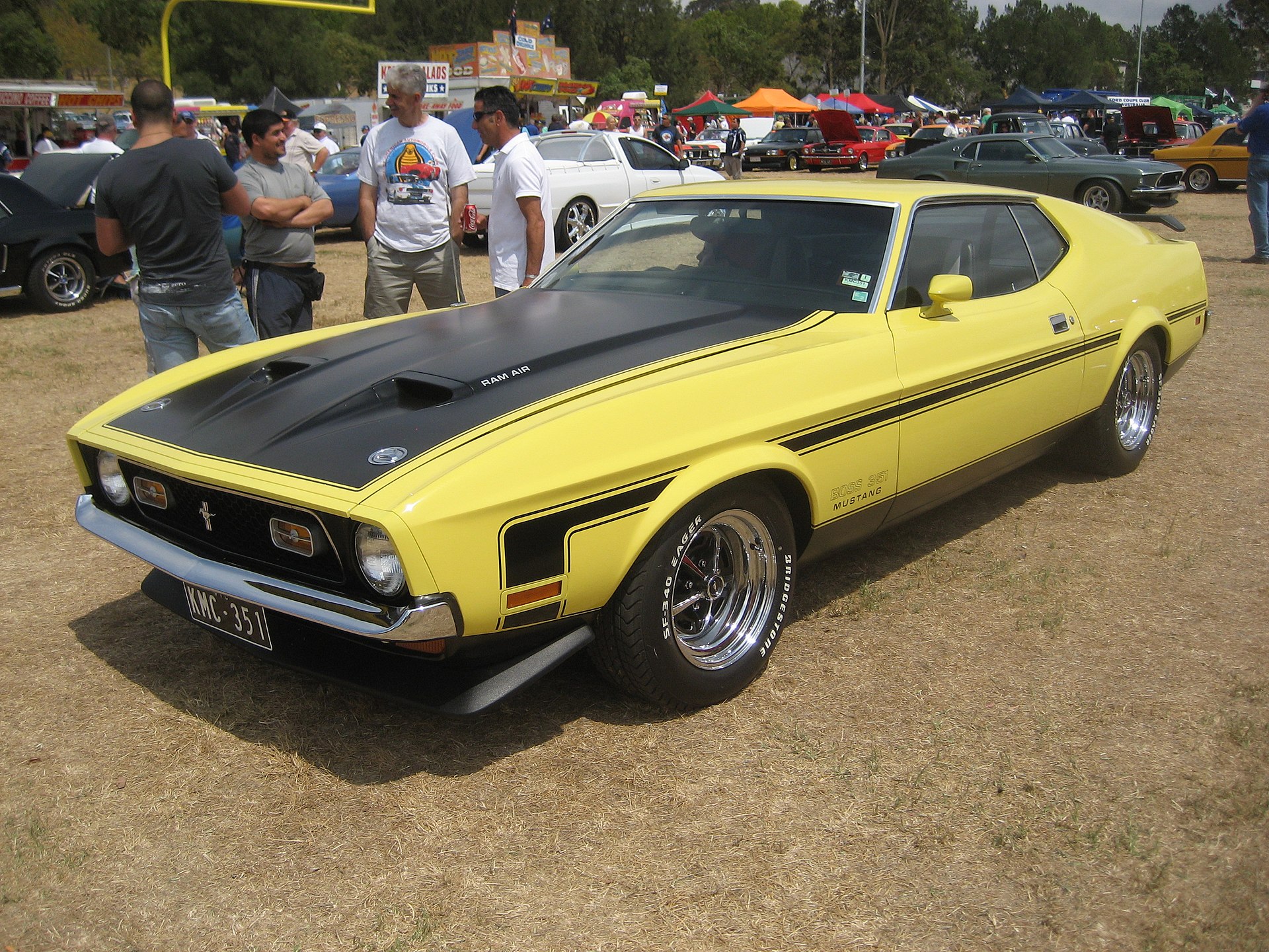 1920px-Ford_Mustang_Boss_351_Sportsroof_1971.jpg