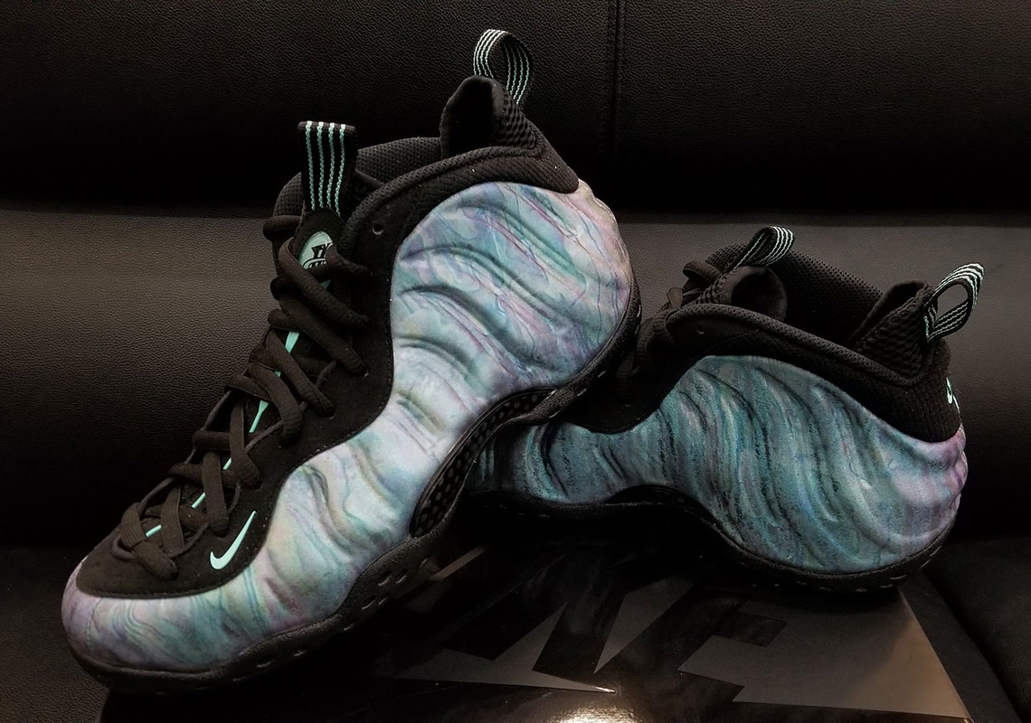 nike-air-foamposite-one-abalone-575420-009-4.jpg