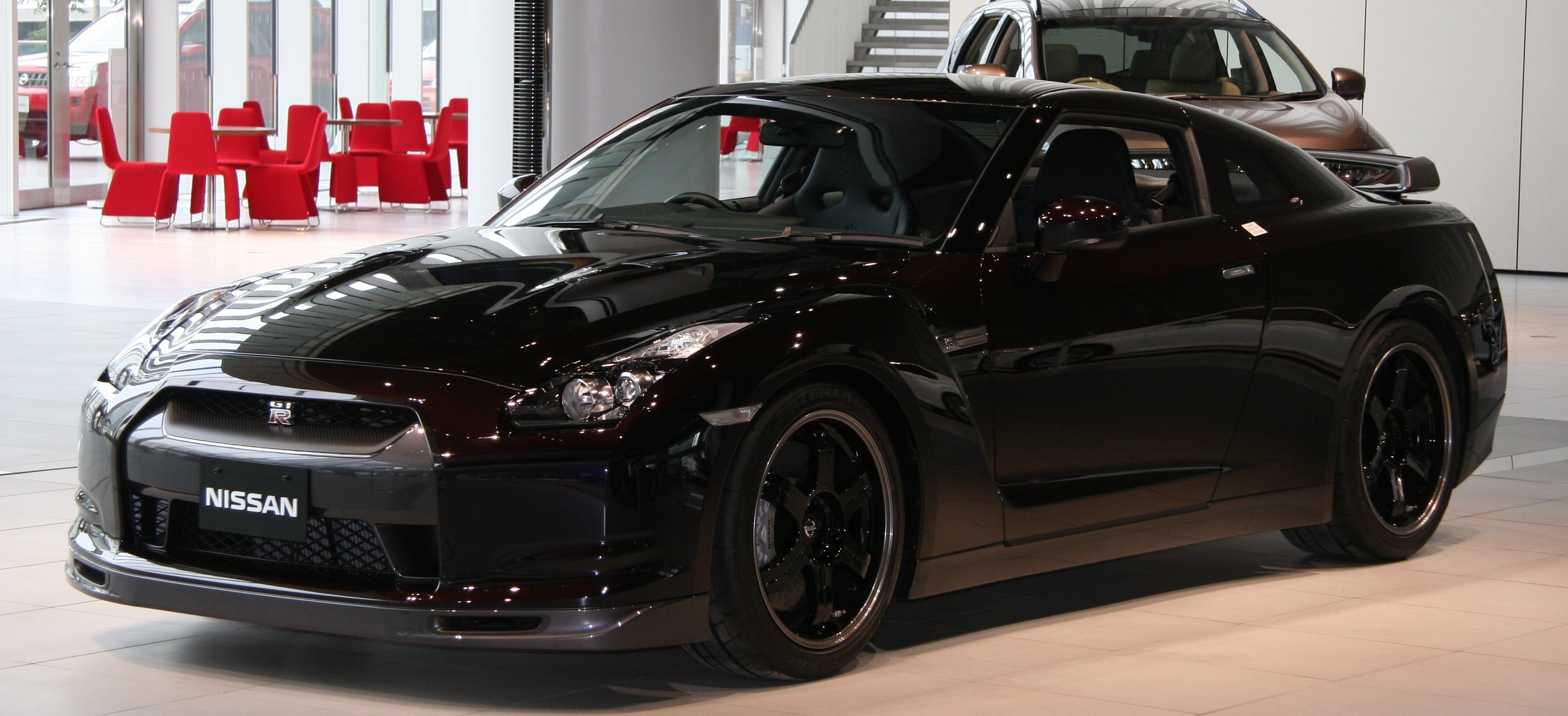 NISSAN_GT-R_SpecV.jpg