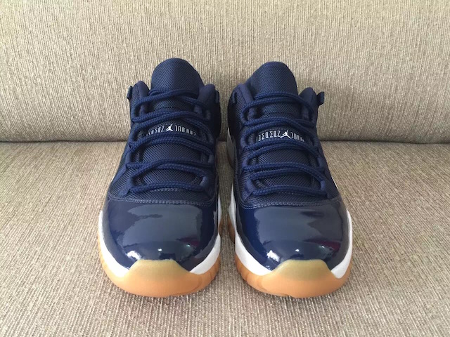 air-jordan-11-low-navy-gum-detail-look-1.jpg