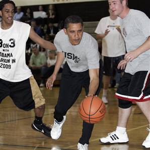 obama-dribbling.jpg