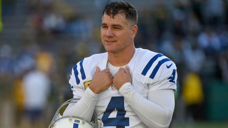 adam-vinatieri-missed-field-goal-500000-bonus-contract.jpg