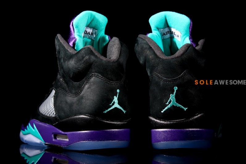 air-jordan-v-retro-black-grape-05.jpg