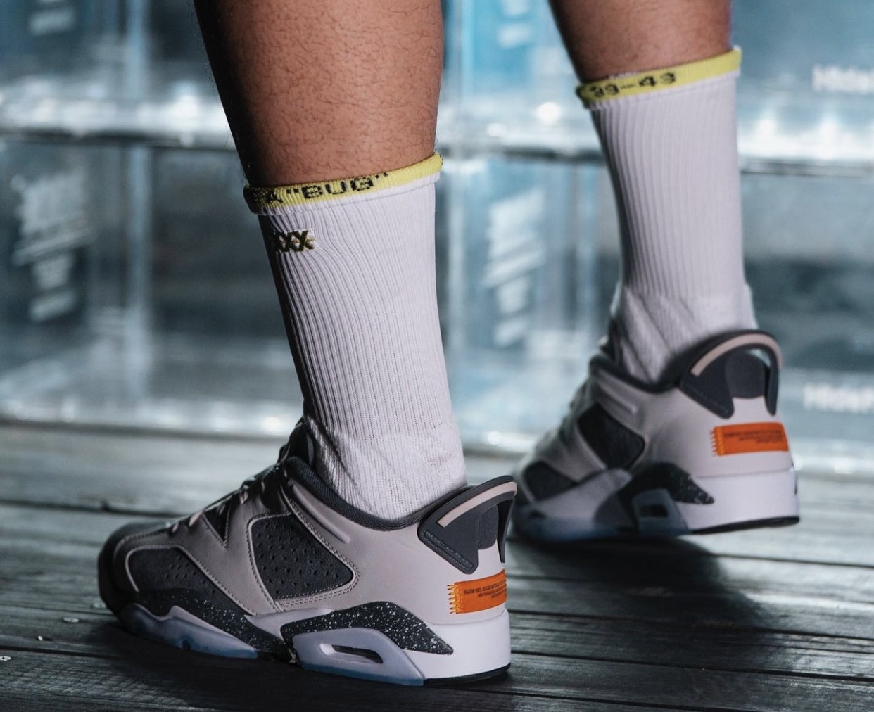 Air-Jordan-6-Low-PSG-DZ4133-008-On-Foot-3.jpg