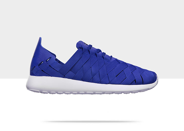 Nike-Roshe-Run-Woven-Womens-Shoe-555257_400_A.jpg