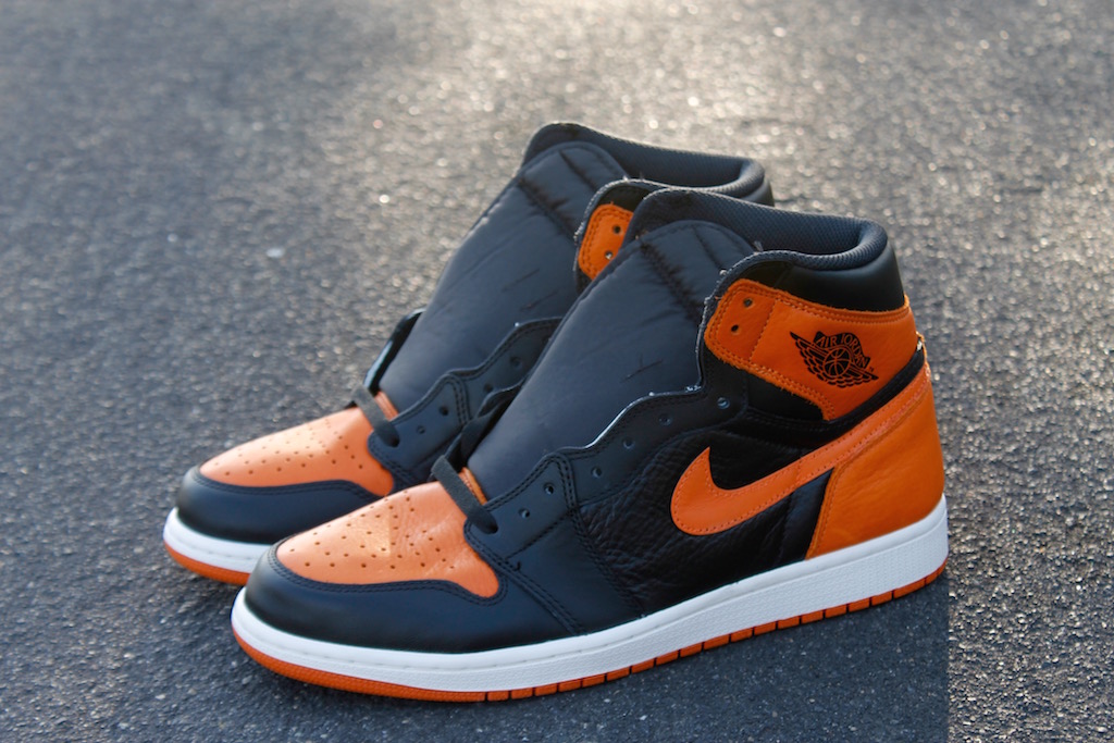 air-jordan-1-black-shattered-backboard-custom-9.jpg