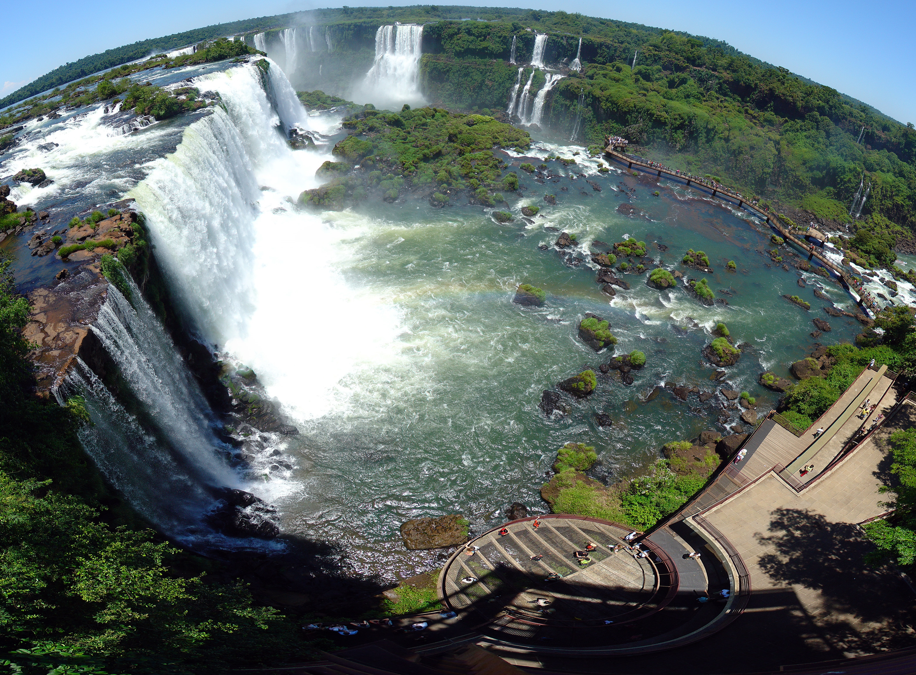 Iguazu_D%C3%A9cembre_2007_-_Panorama_3.jpg