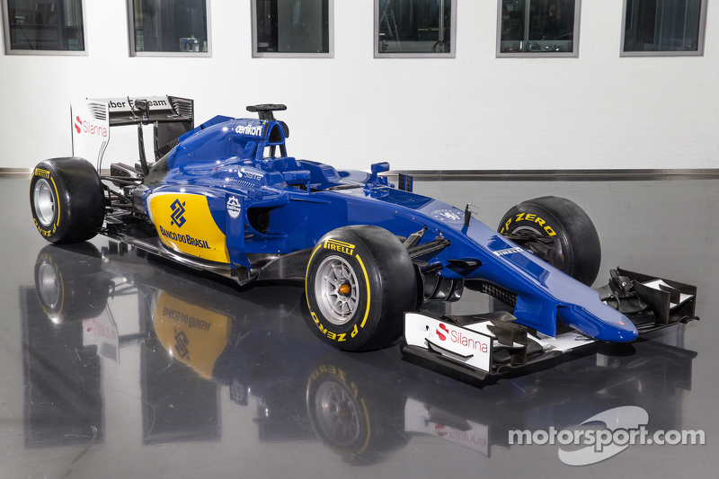 f1-sauber-c34-launch-2015-the-new-sauber-c34-ferrari.jpg