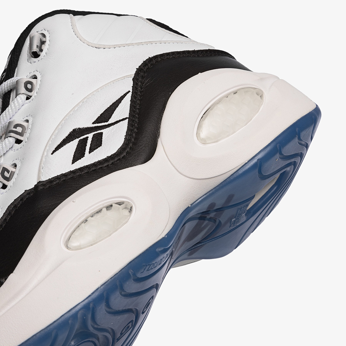 Tyrrell-Winston-Reebok-Question-Mid-GZ1565-3-1.jpg