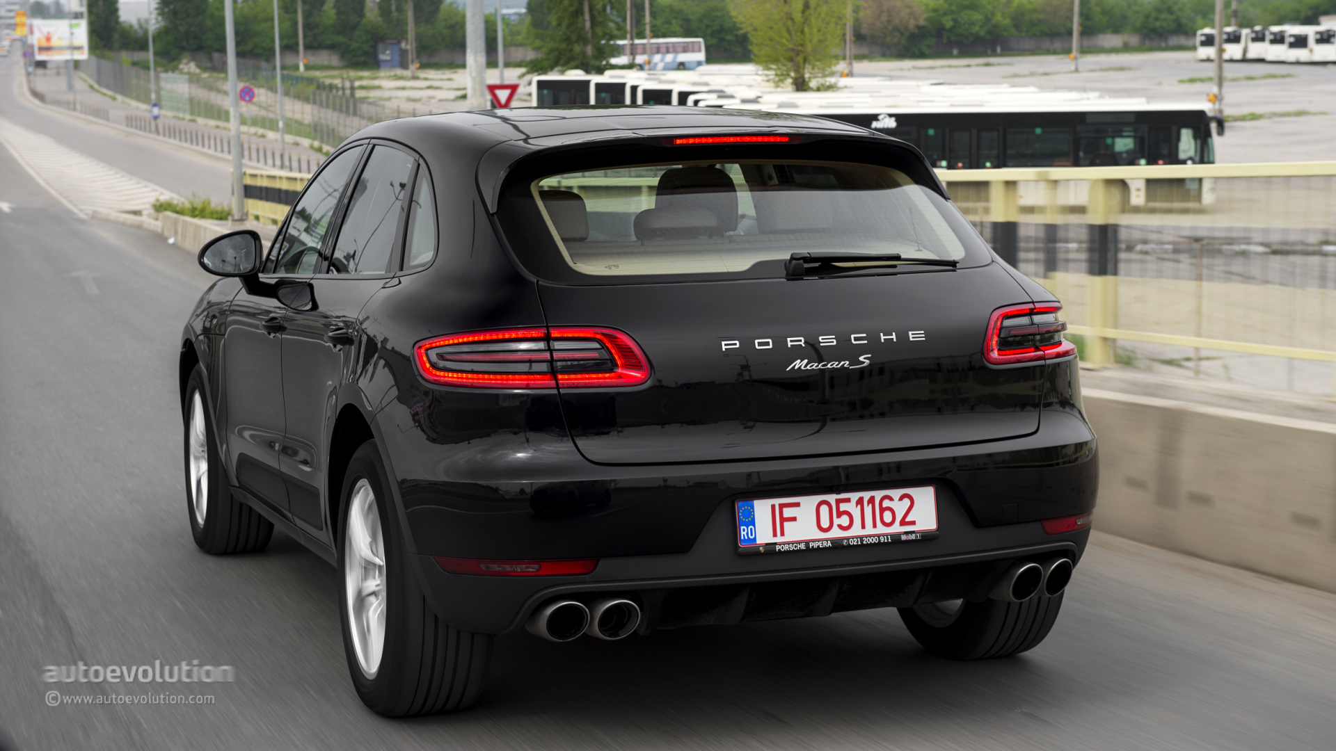 porsche-macan-s-review-2014_55.jpg