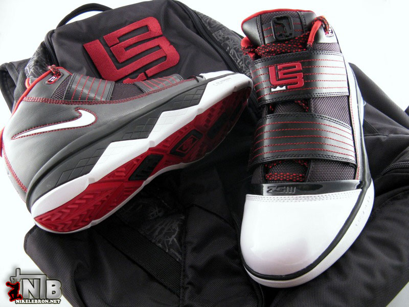 nike-zoom-soldier-3-gr-black-white-red-10-63.jpg