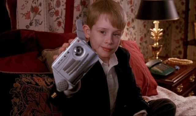 reasons_why_home_alone_2_trumps_the_original_640_02.jpg