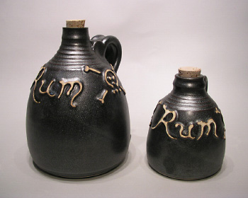 jug-rum-two-sizes-01-s.jpg