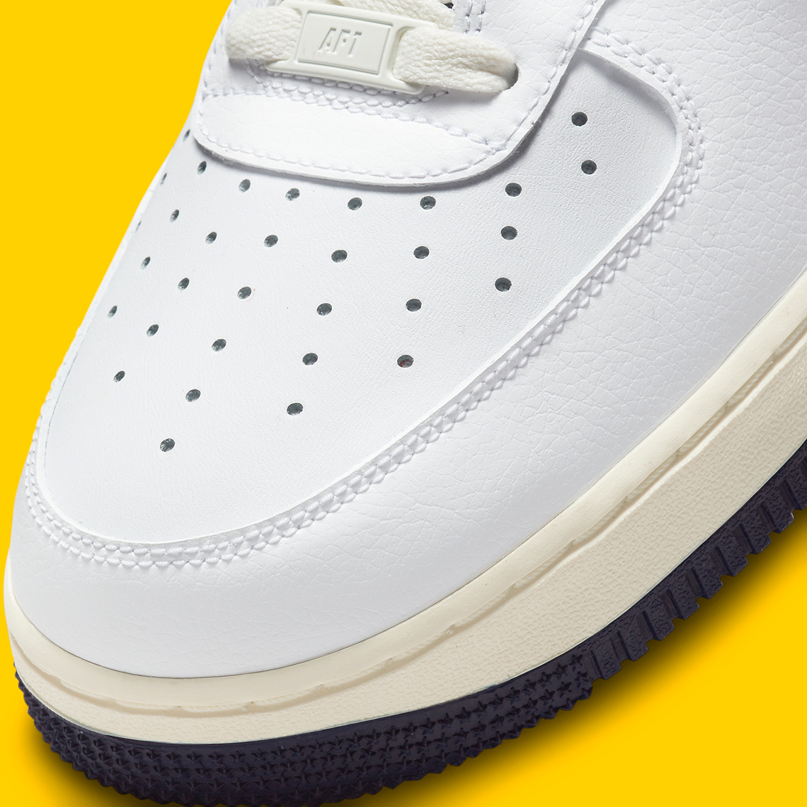 nike-air-force-1-07-lv8-white-navy-yellow-DO5220-141-4.jpg