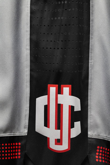 Sp12_BB_HypElt_UConn_short_3_detail.jpg