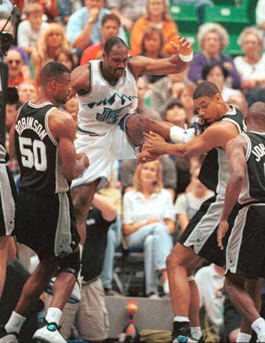 karl-malone-and-tim-duncan.jpg