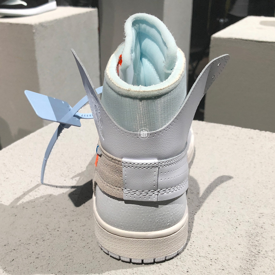 off-white-air-jordan-1-white-detailed-look-6.jpg