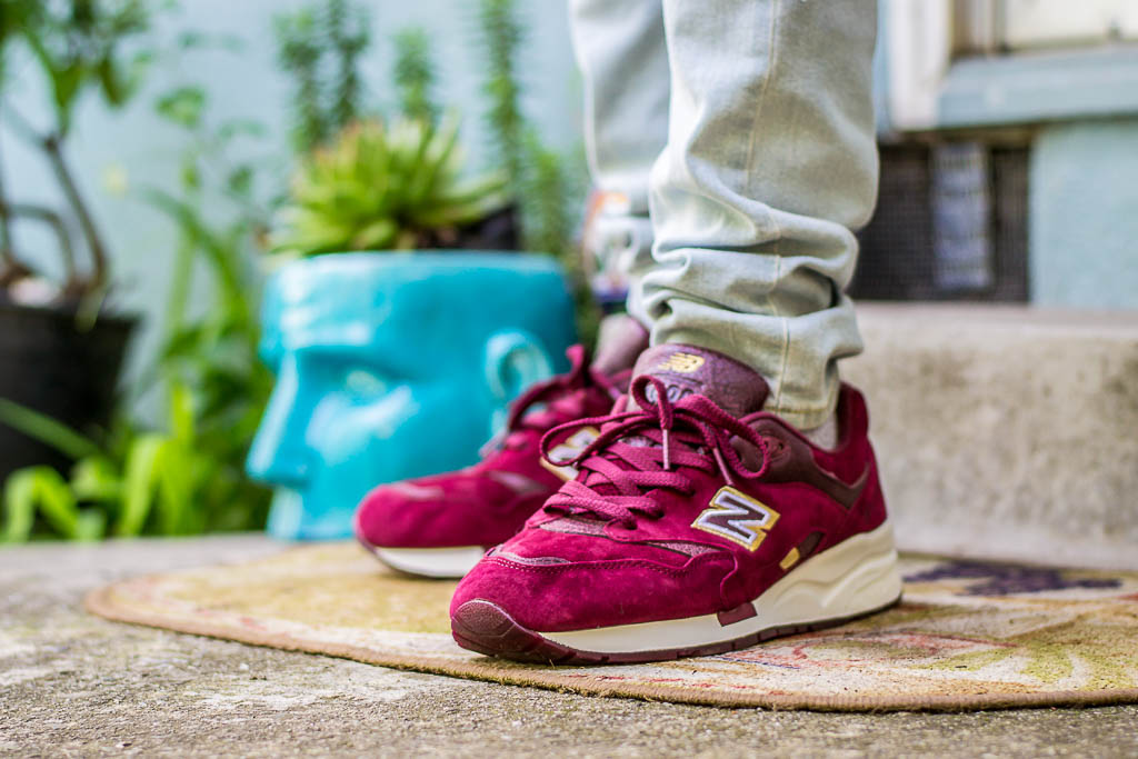 Ubiq-x-New-Balance-1600-English-Crown-wdywt.jpg