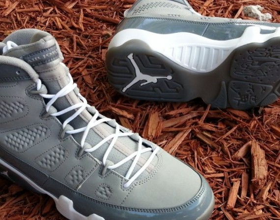 air-jordan-9-cool-grey-2012-570x449.jpg