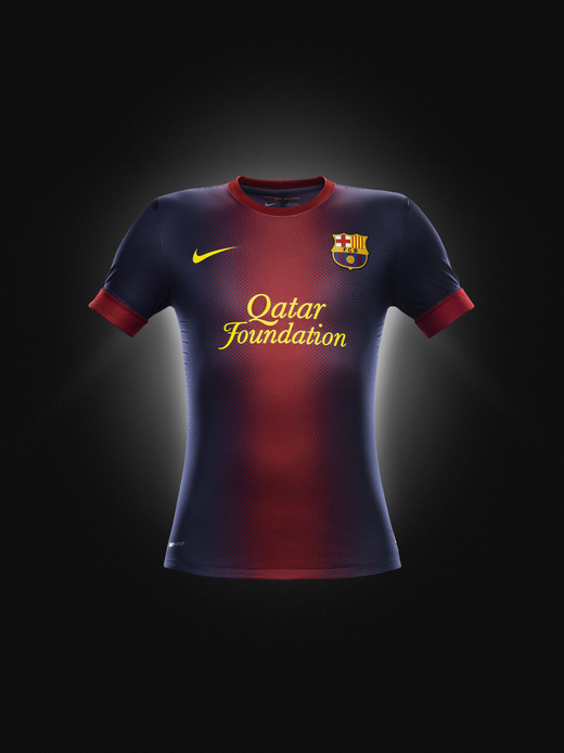 Barcelona_Home_Jersey_detail.jpg