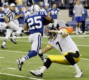 Roethlisberger+Tackle.jpg