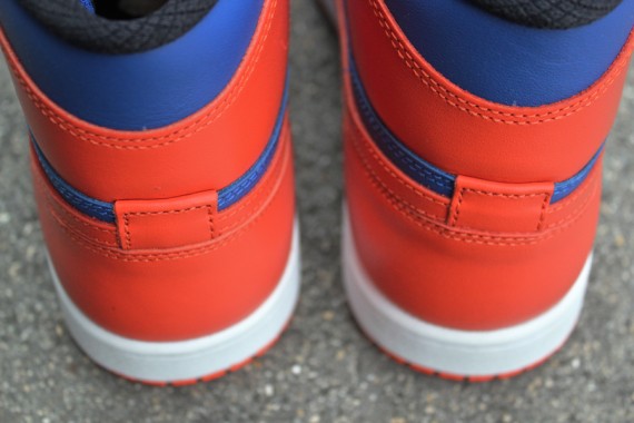 air-jordan-1-high-retro-og-knicks-sneakers-03.jpg