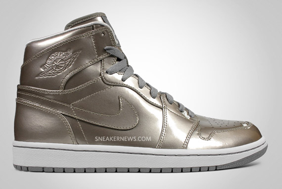 air-jordan-1-holiday-2009-4.jpg