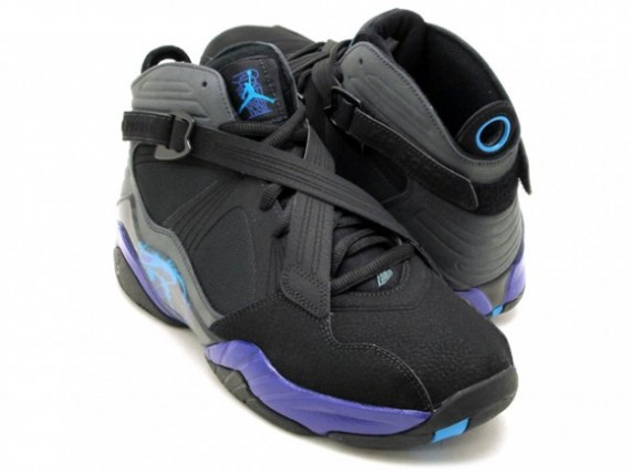 air-jordan-8.0-aqua-new-images-01-570x427.jpg