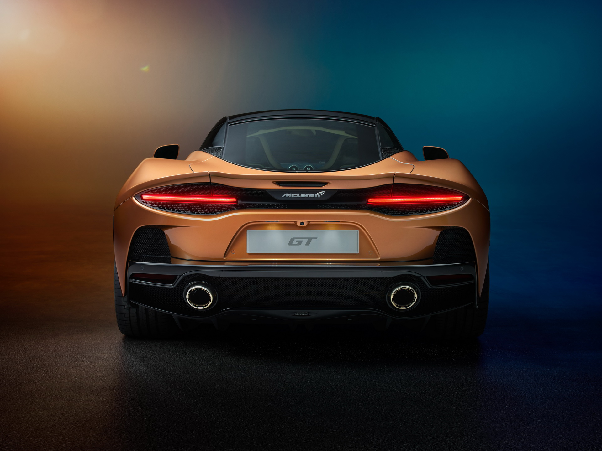 0ccbd7c3-2020-mclaren-gt-unveiled-official-7.jpg