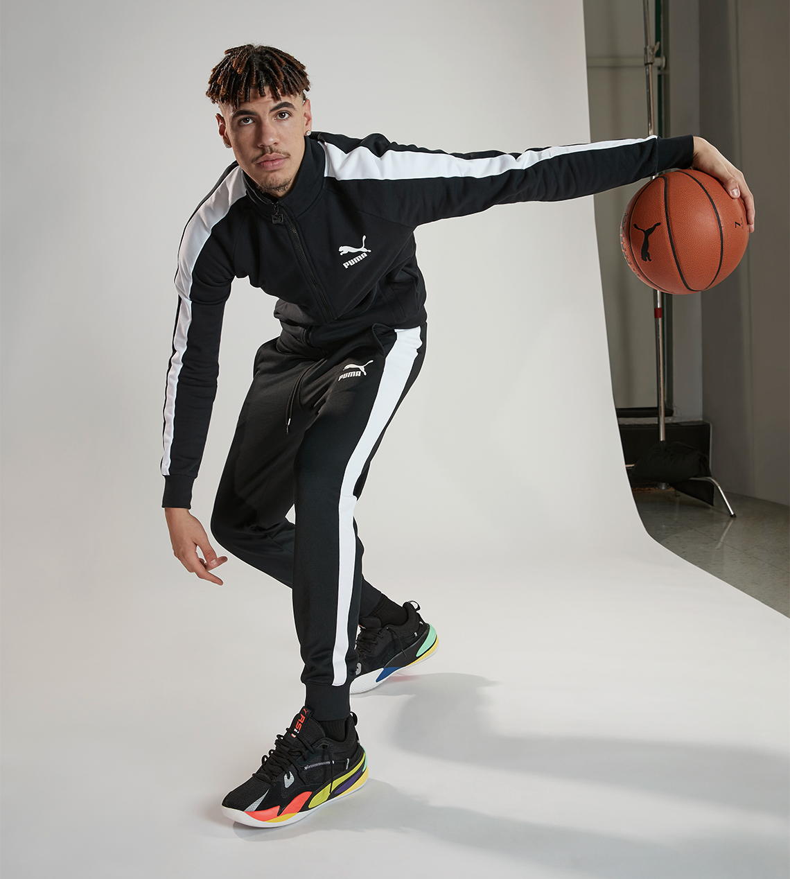 lamelo-ball-puma-hoops-2.jpg