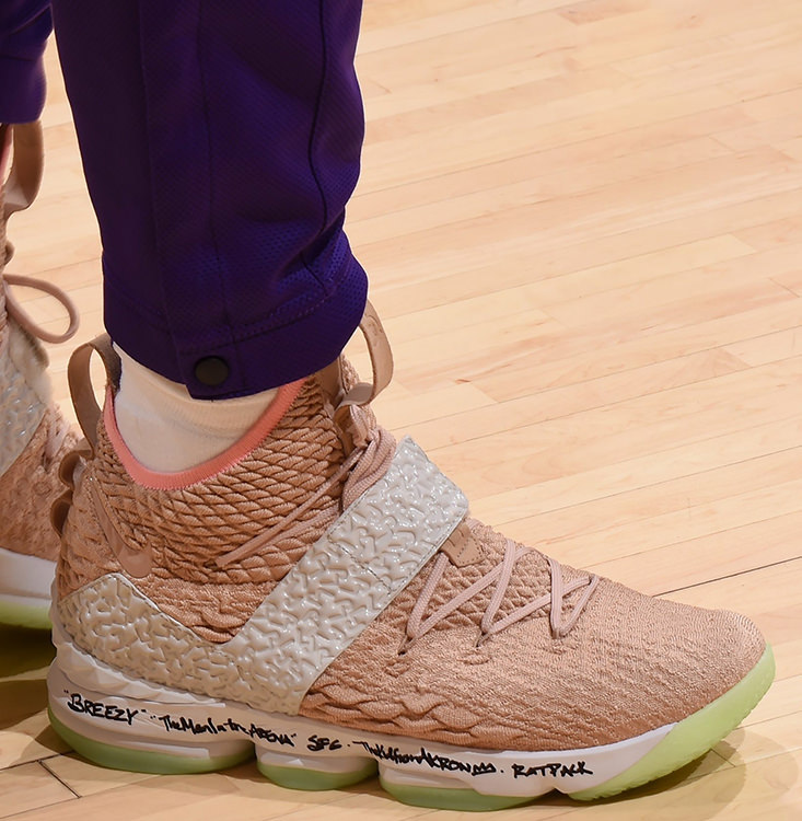 lebron-james-nike-lebron-15-yeezy-pe-1.jpg