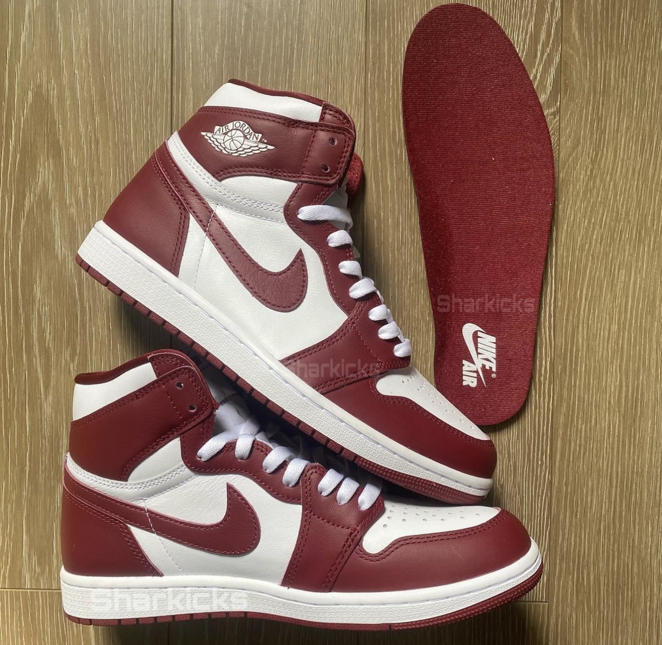 Air-Jordan-1-High-OG-Team-Red-1.jpg