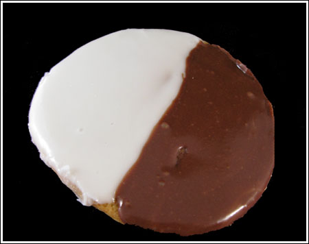 black-and-white-cookie1.jpg